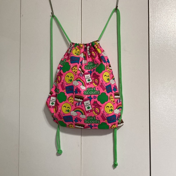 GIRL SCOUTS Emoji Drawstring Bag Mini Backpack Satchel Pink Green 15" x 15" NWOT - Picture 4 of 10